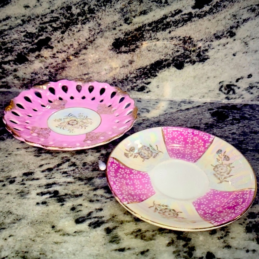 Vintage Japan Set of 2 Pink Beautiful Plates